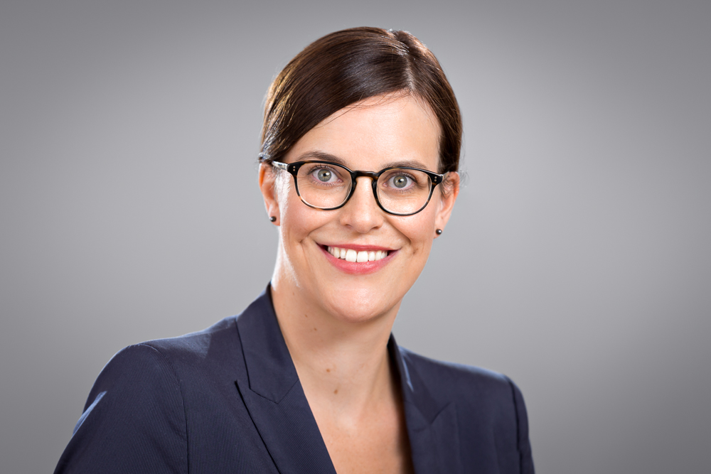 Anne Elvering Portrait der neuen Kaufmännischen Direktorin