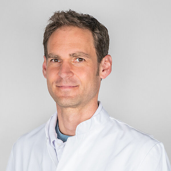 Dr. Tobias Hollerith