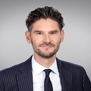 Dr. Fabian Hempel