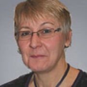 Porträt Esther Helfrich-Teschner