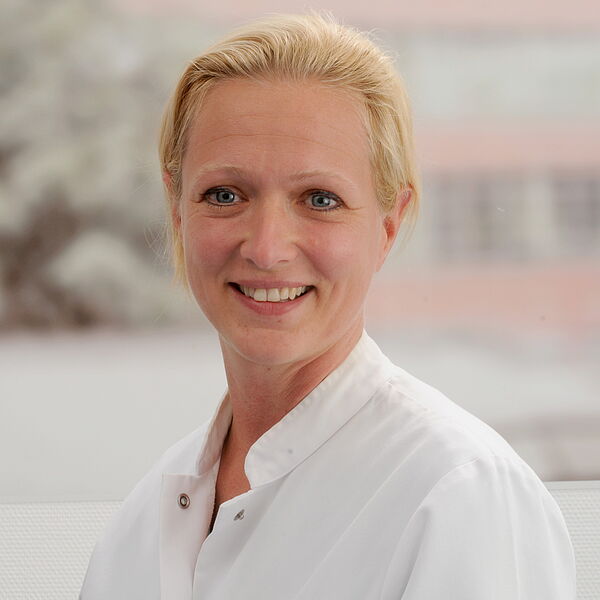 Dr. med. Claudia Timm, Oberärztin Anästhesiologie, Intensiv- und Schmerzmedizin