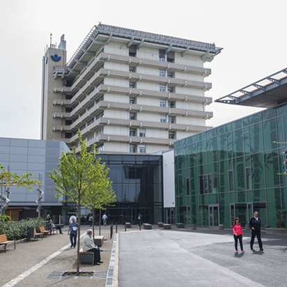 Haupteingang der BG Unfallklinik Frankfurt am Main 