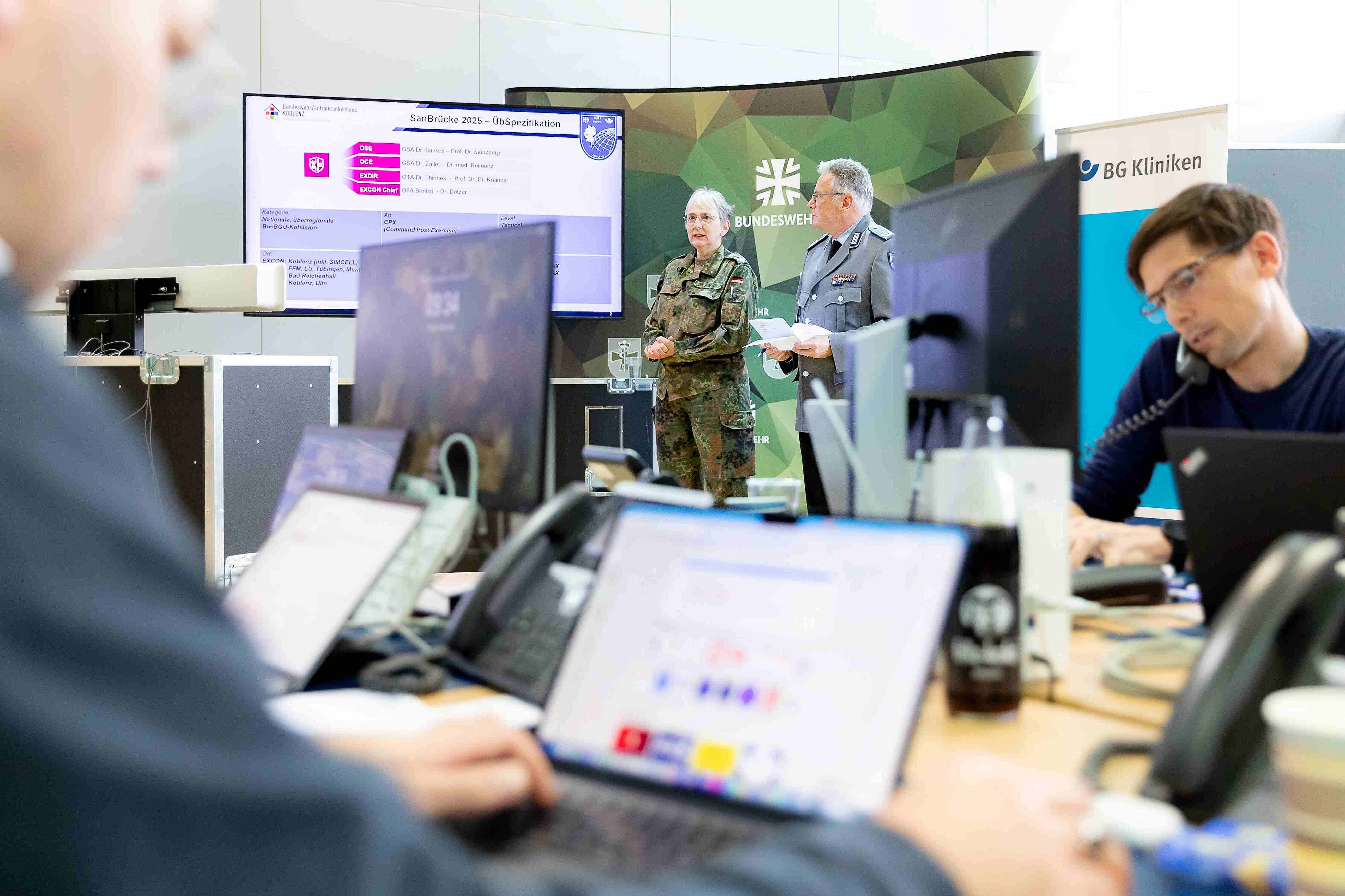 Simulationsübung „SanBrücke 2025“