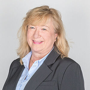 Christine Metzger Christine Metzger