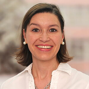 Nina Ammerpohl, Leiterin UVT-Servicezentrum Nina Ammerpohl, Leiterin UVT-Servicezentrum
