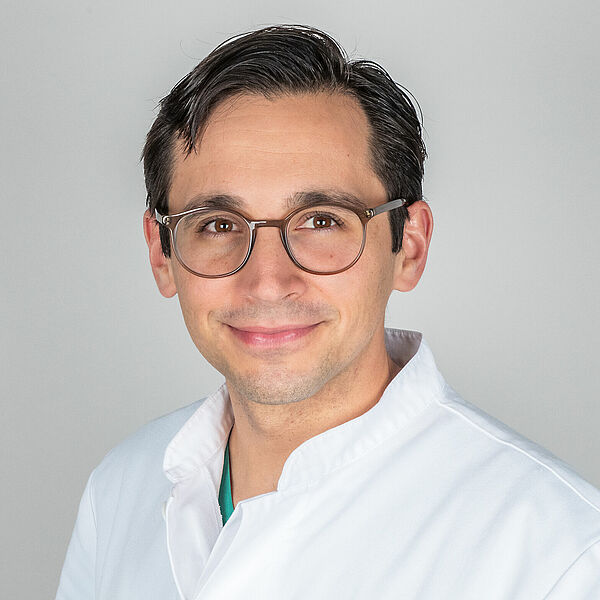 Dr. Christoph Walther Dr. Christoph Walther