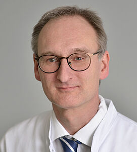 Facharzt für Neurochirurgie