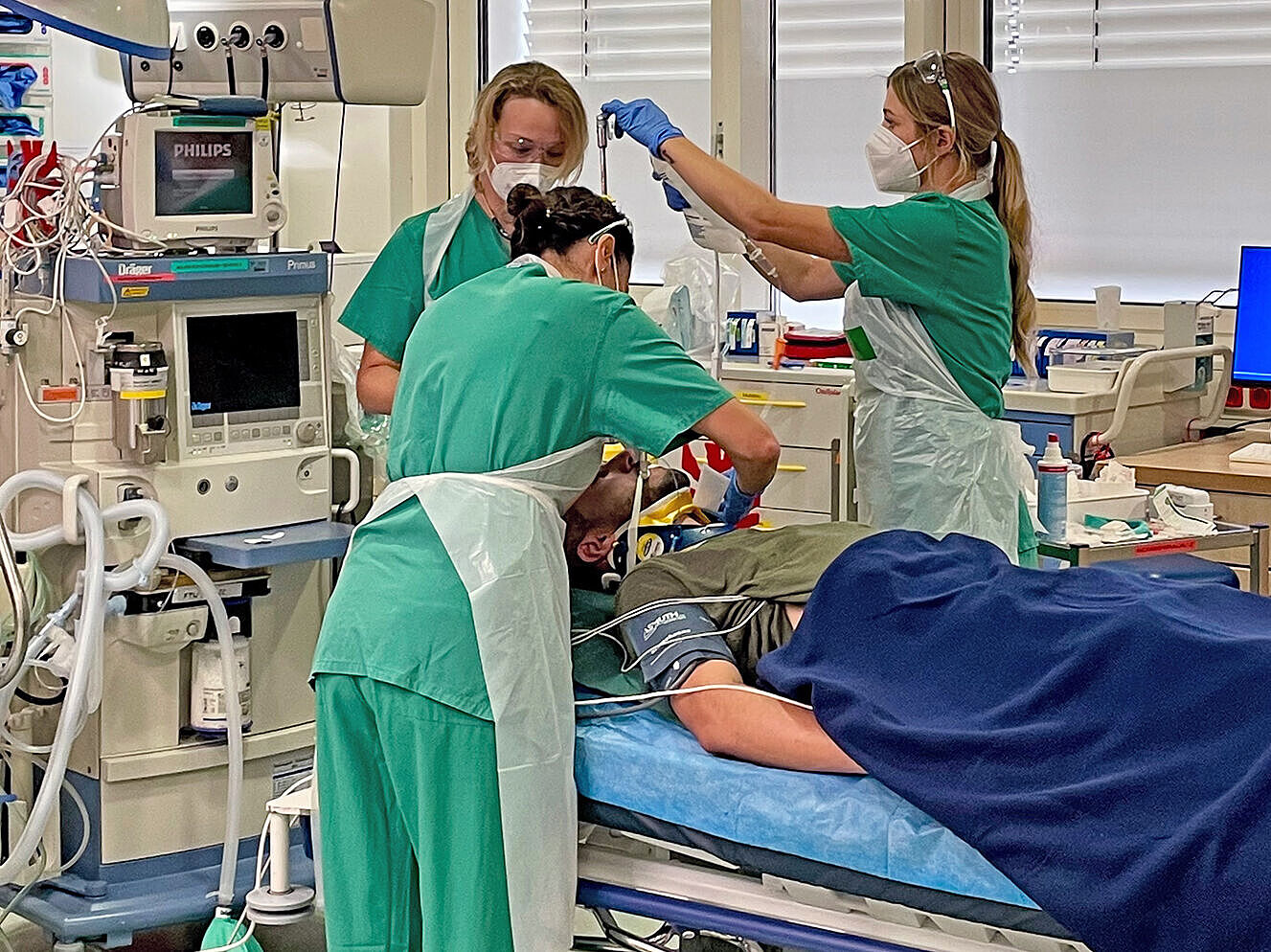 Patientenversorgung im Schockraum der ZNA