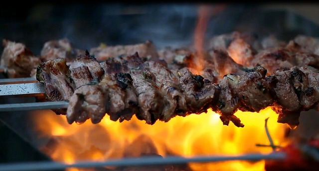 Grillunfälle vermeiden Tipps für sicheres Grillen Grillunfälle vermeiden Tipps für sicheres Grillen