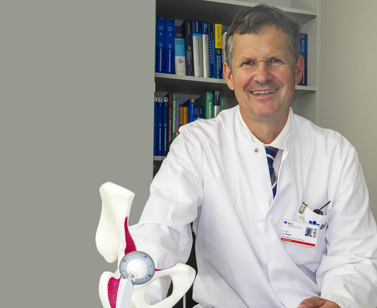 Dr. Johann Pichl im Endoprothetikzentrum der Maximalversorgung 