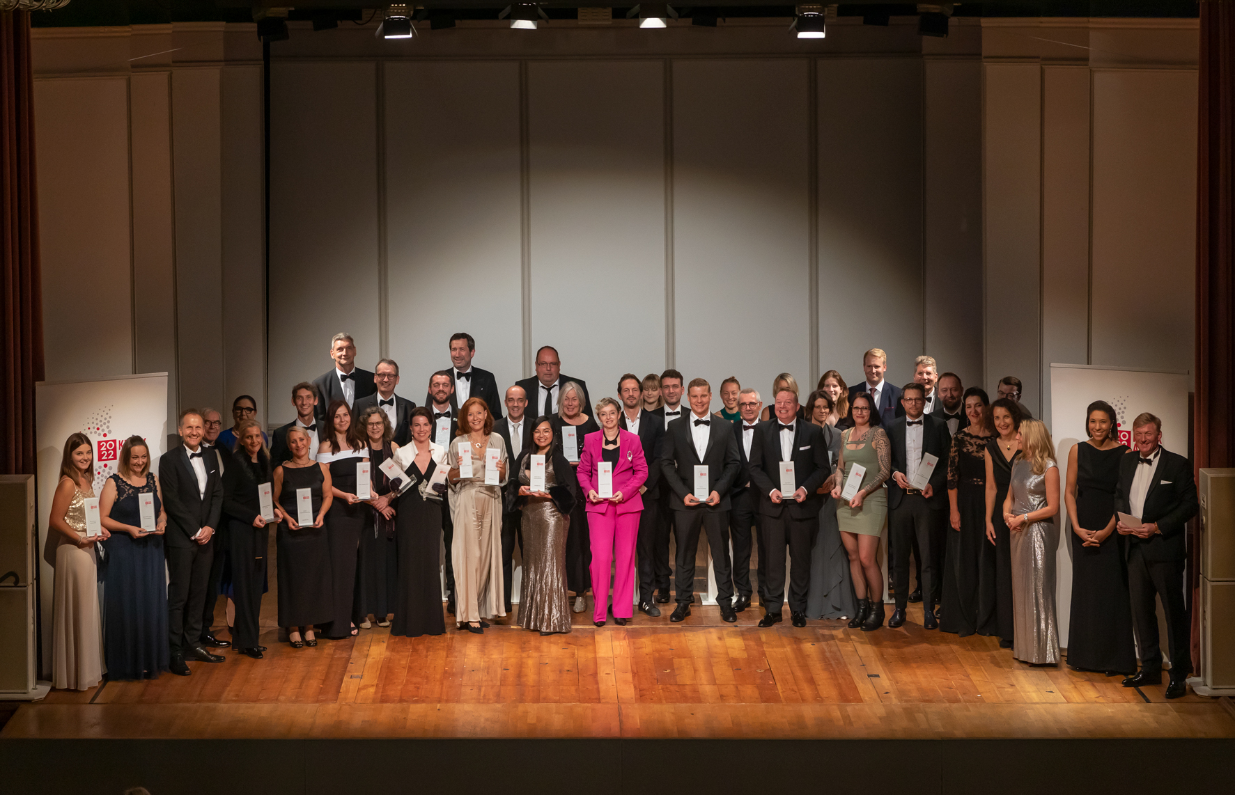 Die Preisträgerinnen und -träger des Rotthaus KlinikAward 2022